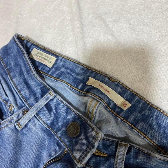 Levi's 711 skinny blue jeans #women 24. SKU459skinnyjeans - Picture 4 of 6